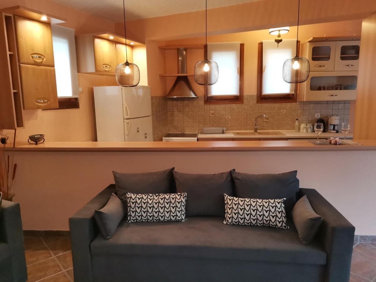 Christie'S Ground Floor Apartment By The Sea Kato Gatzea Luaran gambar